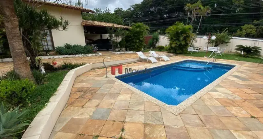 Casa com 4 quartos à venda no Conjunto Confisco, Belo Horizonte 