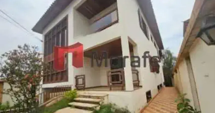Casa comercial com 2 salas para alugar na Santa Tereza, Belo Horizonte 