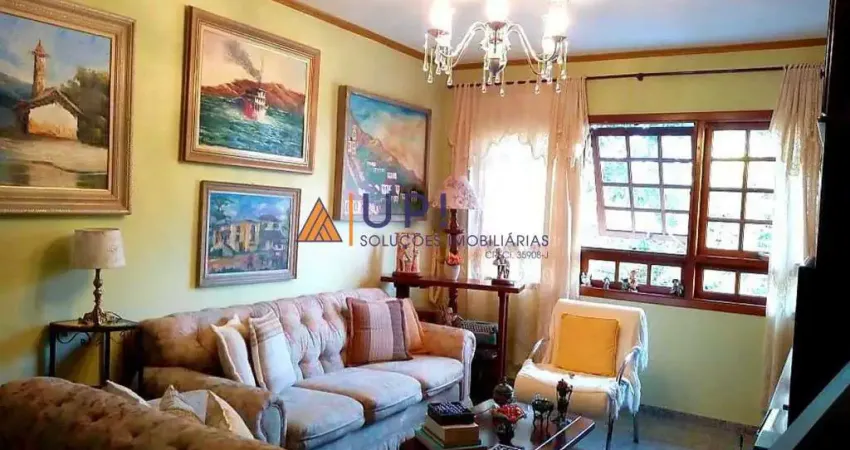 Sobrado no horto 3 quartos com 3 suites ,5 banheiros e 3 vagas,