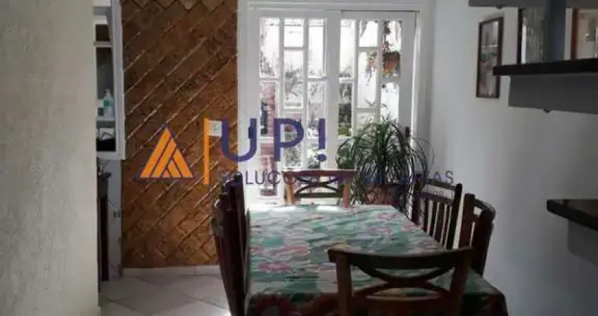 SOBRADO  EM  CONDOMINIO 3  DORMITORIOSD  E 3  VASGAS
