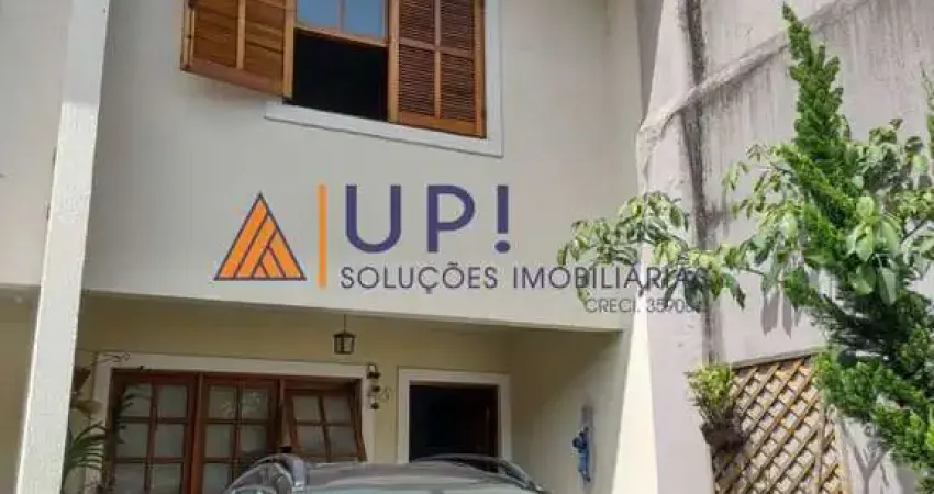 Sobrado em condomínio - 2 dormitórios - reformado e com armários