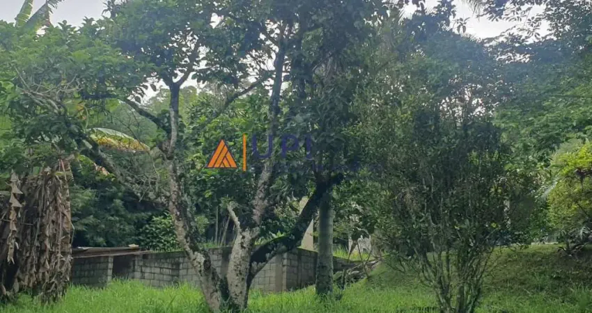 Chácara à Venda em Mairiporã ? Bairro Marmelo | Casa com 2 Dormitórios e Muito Verde