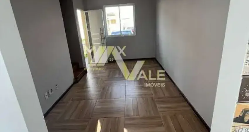 Sobrado com 2 dormitórios à venda, 68 m² por R$ 235.000 - Jardim Colônia - Jacareí/SP