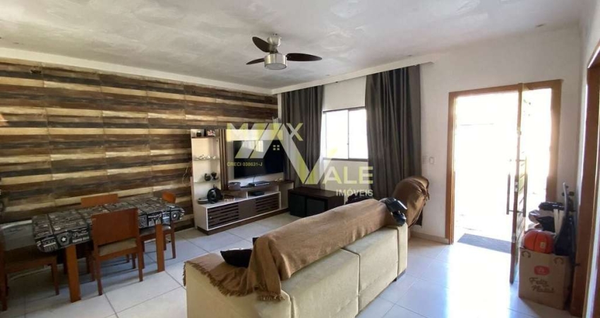 Casa com 2 dormitórios à venda, 114 m² por R$ 594.000,00 - Villa Branca - Jacareí/SP
