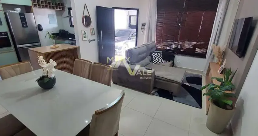 Casa com 3 dormitórios à venda, 100 m² por R$ 650.000 - Villa Branca - Jacareí/SP