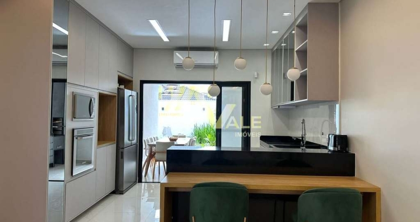 Casa com 3 dormitórios à venda, 180 m² por R$ 1.100.000 - Villa Branca - Jacareí/SP