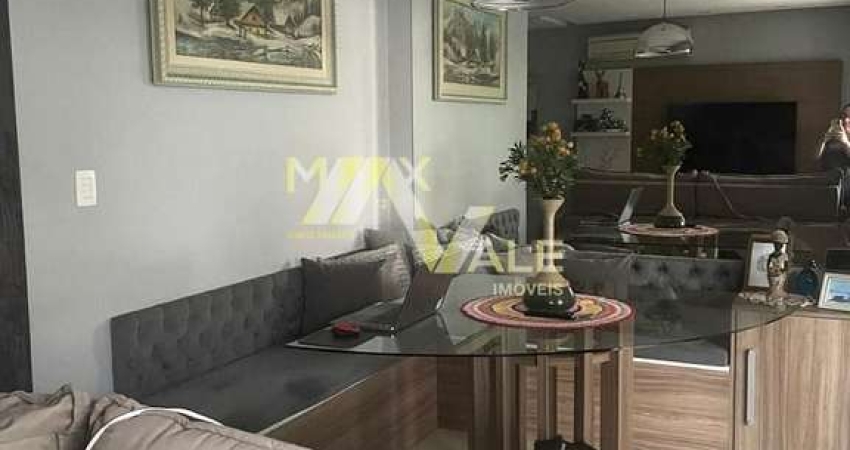 Sobrado com 3 dormitórios à venda, 90 m² por R$ 850.000 - Villa Branca - Jacareí/SP
