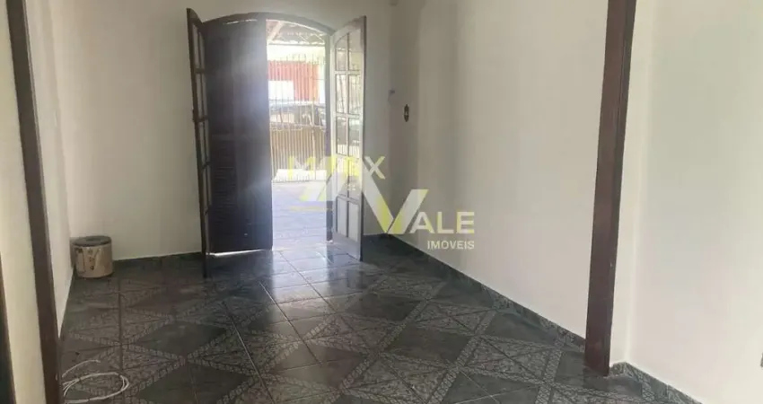 Casa com 3 dormitórios para alugar, 250 m² por R$ 2.300/mês - Jardim Califórnia - Jacareí/SP