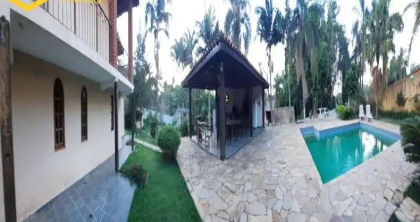 Chácara a venda em Várzea Paulista com 2000 m² contendo casa 4 dormitórios