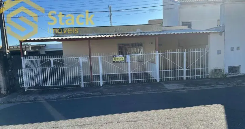 Casa a venda localizada na Rua Francisco de Paula Xavier, Jundiai Mirim, em Jundiai, SP, o terreno mede 299m² com uma área construida de 163 m²