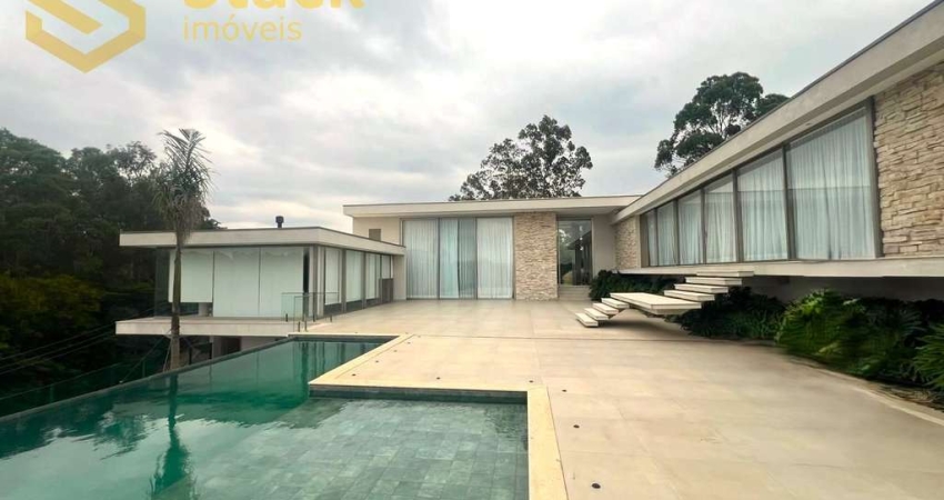 CASA À VENDA NO CONDOMÍNIO SERRA DOS CRISTAIS - FAZENDA VELHA - CAJAMAR/SP