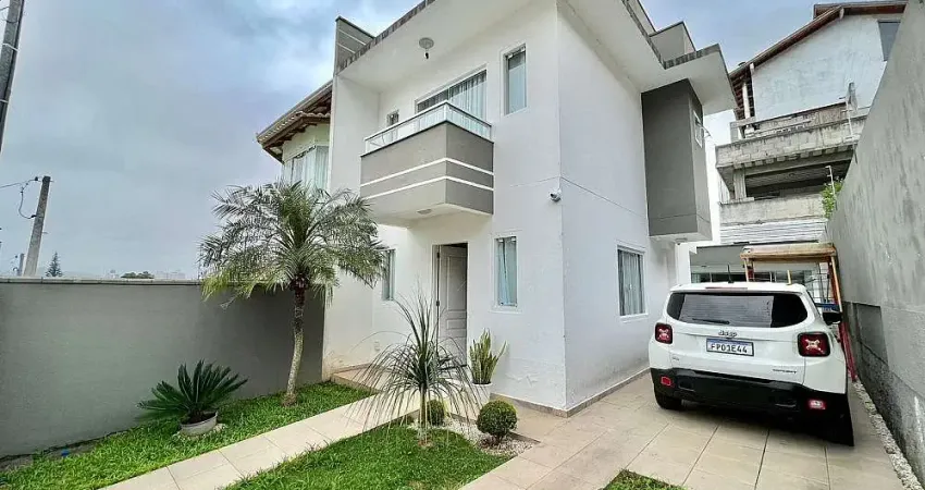 Casa com 2 quartos à venda na Rua Lauro Rebello, Centro, Camboriú