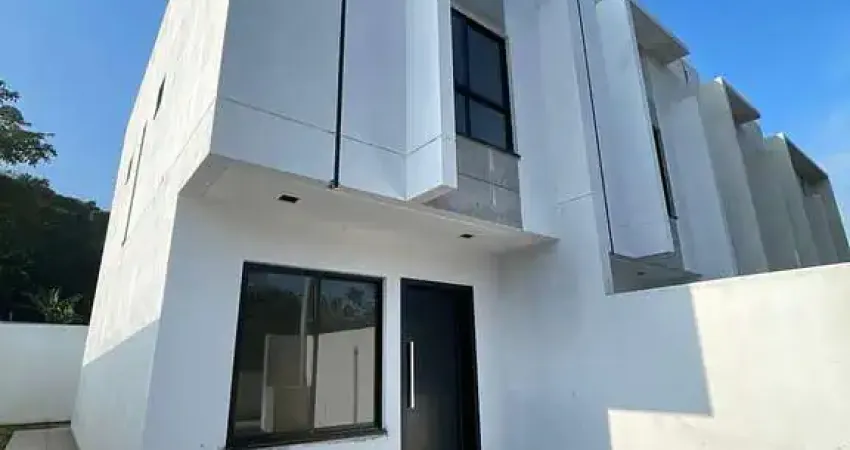 Casa com 2 quartos à venda na Rua Rio Pardo, Rio Pequeno, Camboriú