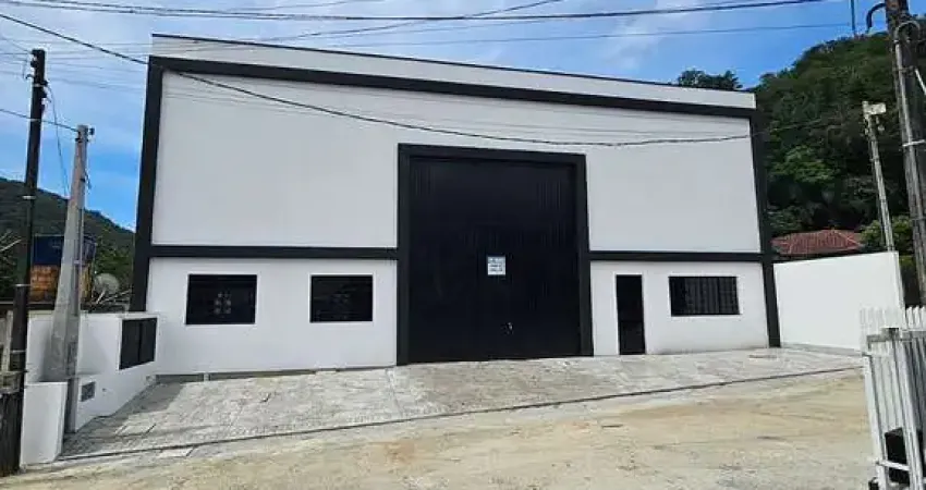 Barracão / Galpão / Depósito à venda na Rua Rio Tocantins, Rio Pequeno, Camboriú