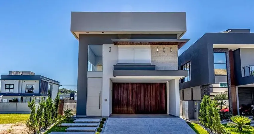 Casa em condomínio fechado com 4 quartos à venda na Rua Ivo José Rebello, Areias, Camboriú