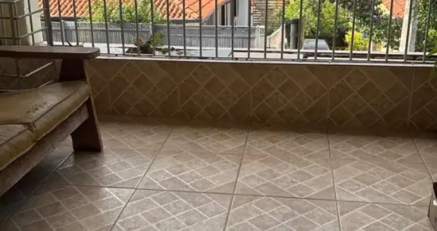 Casa disponível para locação em barueri jardim boa vista  próximo ao centro com 02 quartos