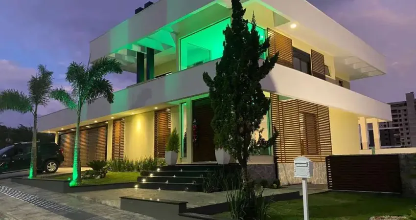 Casa para Venda em Palhoça, Pedra Branca, 3 dormitórios, 3 suítes, 5 banheiros, 3 vagas