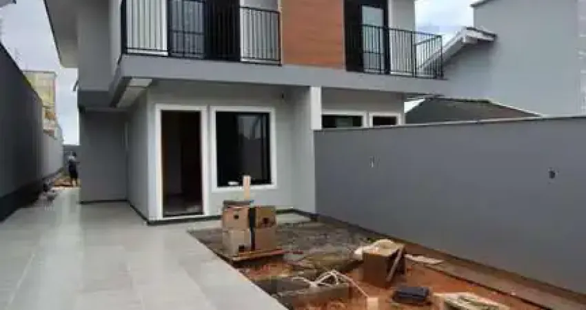 Sobrado para Venda em São José, Roçado, 3 dormitórios, 1 suíte, 3 banheiros, 2 vagas