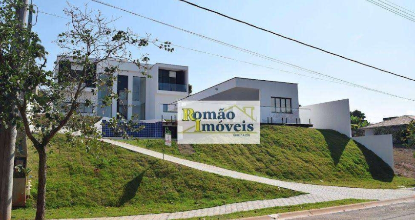 Linda Casa de Alto Padrão em Condomínio Exclusivo em Atibaia**