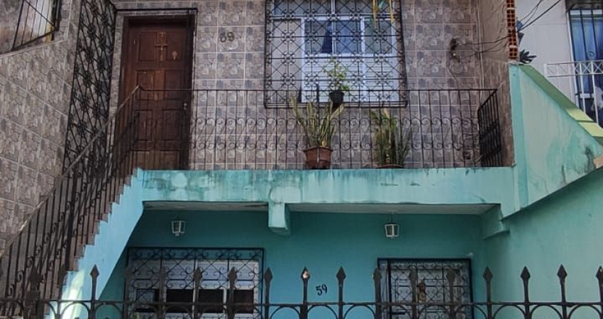 Casa escriturada no Pau Miudo