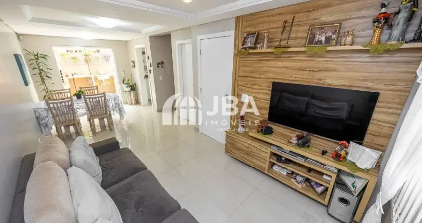 LINDO SOBRADO NO XAXIM COM 3 QUARTOS
