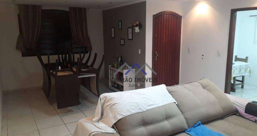 Casa a venda com 3 quartos no Cidade Nova.