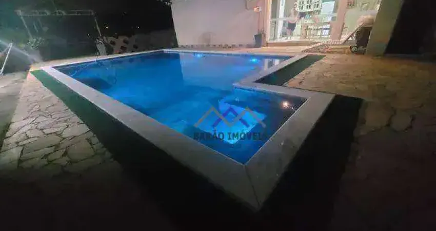 Casa com 3 dormitórios sendo 1 suíte à venda, 300 m² por R$ 1.275.000 - Estância Hidromineral - Itupeva/SP