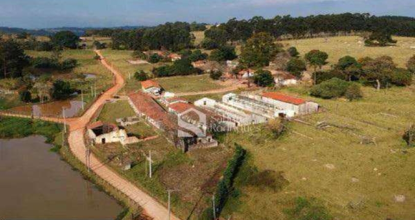 Sítio com 7 dormitórios à venda, 16600 m² por R$ 3.180.000 - Pirapitingui - Itu/SP