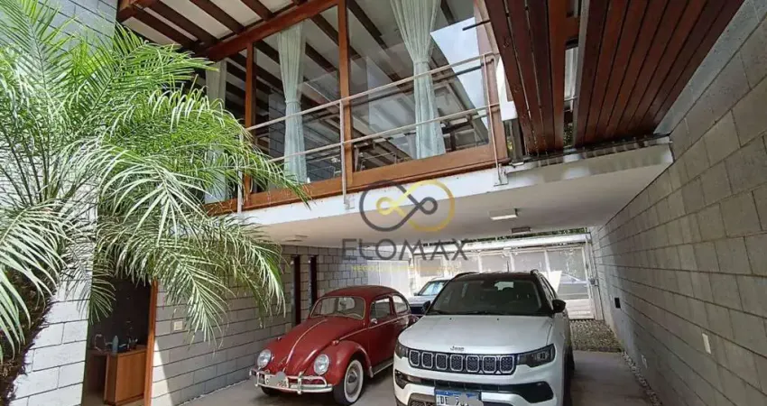 Casa com 3 dormitórios à venda, 295 m² por R$ 2.399.000,00 - Vila Rosália - Guarulhos/SP