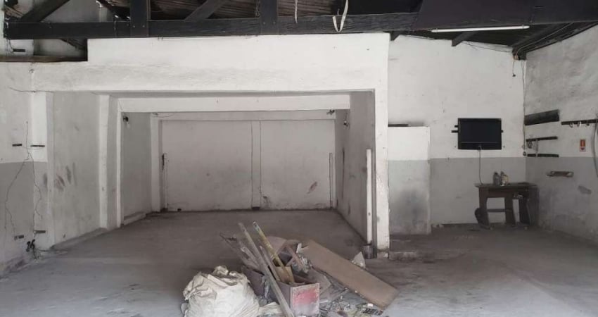 Sala comercial para alugar na Rua Voluntário Penna Ramos, Centro, Taubaté