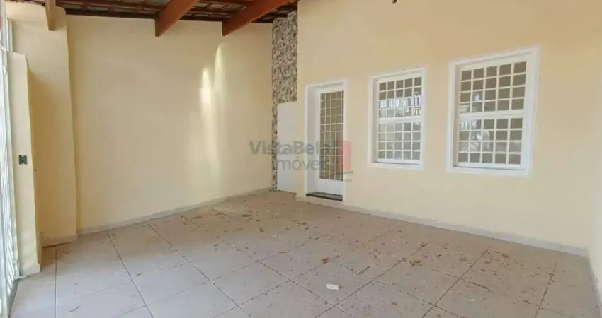 Casa à venda, 3 quartos, 1 suíte, 2 vagas, Centro - Taubaté/SP