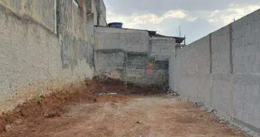 Terreno à venda na Rua Professor Roque Passarelli, Jardim América, Taubaté