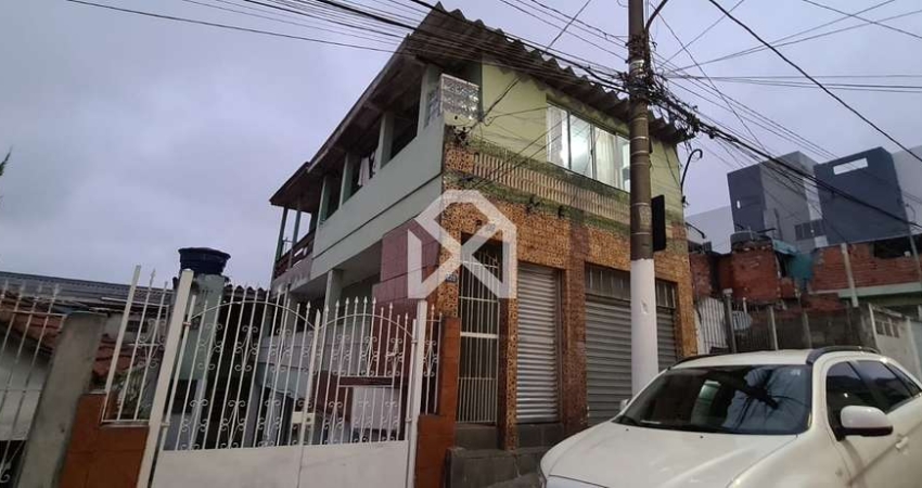 Sobrado na Vila Formosa, São Paulo, SP. Apenas 6 minutos do Supermercado Nagumo e próximo a Av. Sap