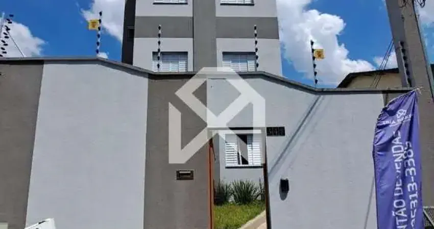 Apartamento à venda com 38m2, 1 dormitório, Quintal com Churrasqueira, Sem vaga, Próx ao Metrô,Vila