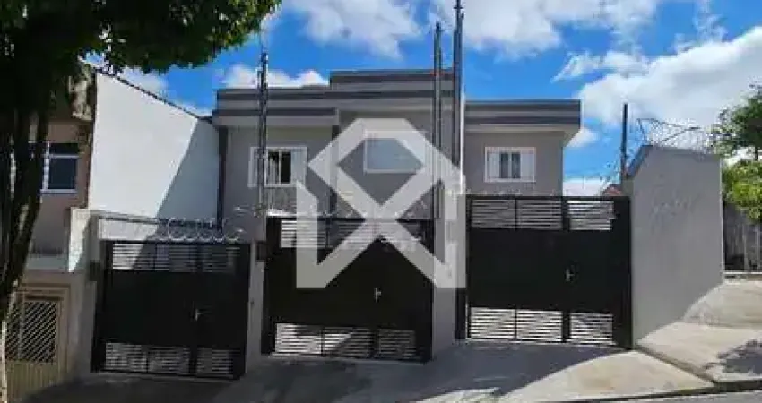 Sobrado à venda com 63m, 2 dormitórios, Vaga de garagem, próx a Estação Guilhermina, Parque Guaiana