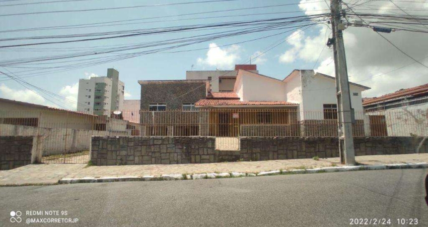 Casa em Miramar - João Pessoa.