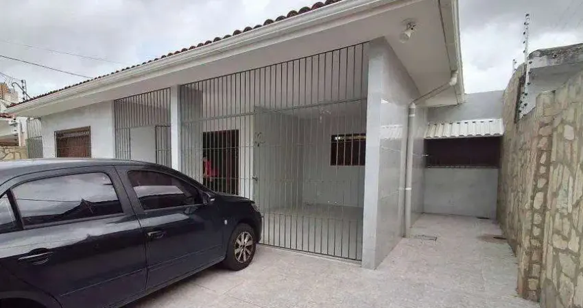 Casa a venda no Bairro dos Estados com 04 quartos - CA2386