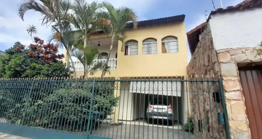 Casa com 4 quartos à venda na Santa Amélia, Belo Horizonte 