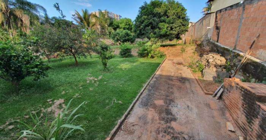 LOTE DE 1.310 M2 EM REGIÃO NOBRE DA PAMPULHA