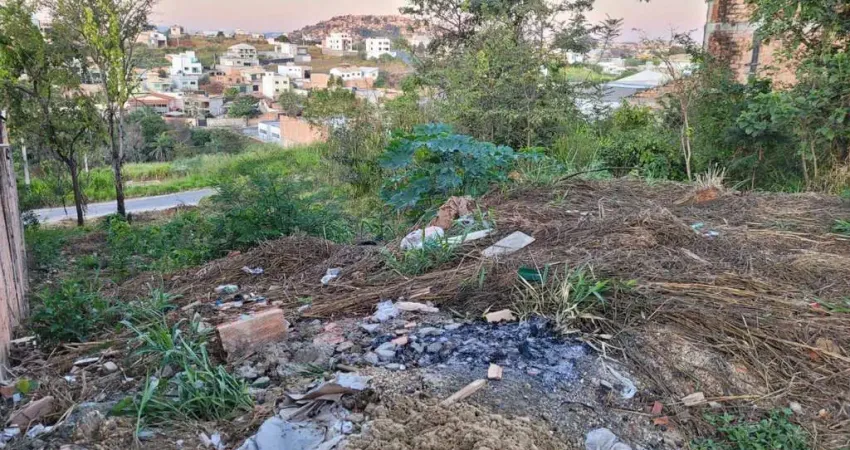 Terreno em condomínio fechado à venda na Liberdade, Santa Luzia 