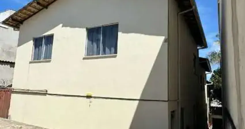 Casa em condomínio fechado com 2 quartos à venda no Parque Xangri-Lá, Contagem 