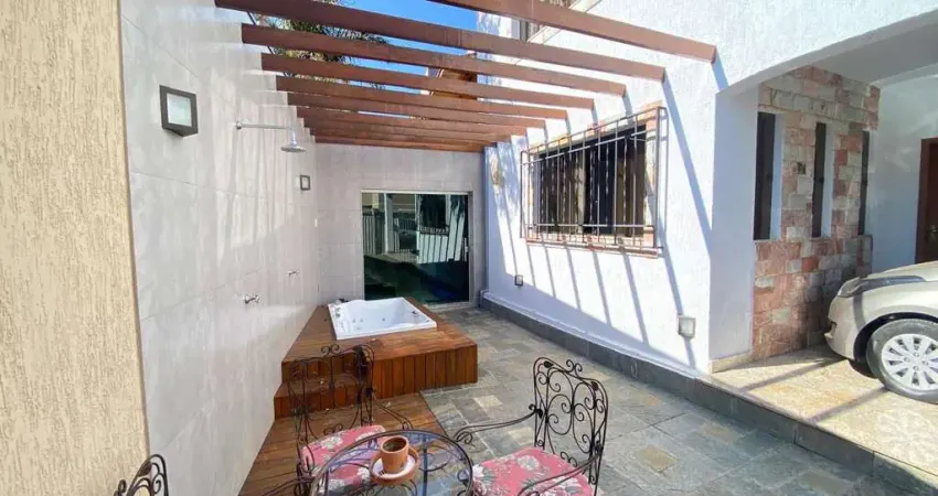 CASA DE QUATRO QUARTOS NO BAIRRO PLANALTO