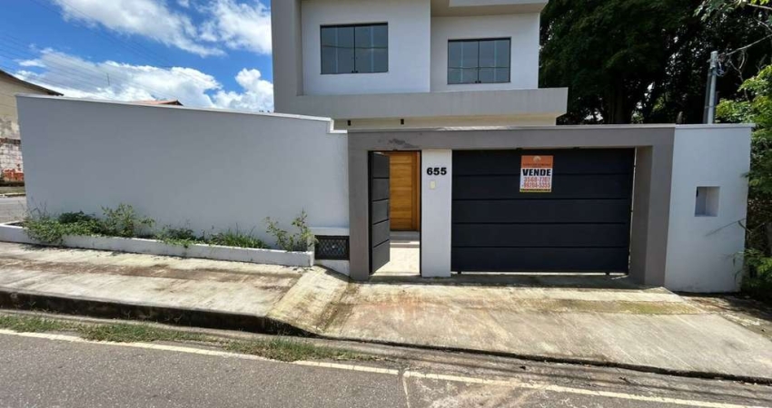 CASA DE ALTO PADRÃO COM 04 QUARTOS NO CONJUNTO OVÍDIO GUERRA
