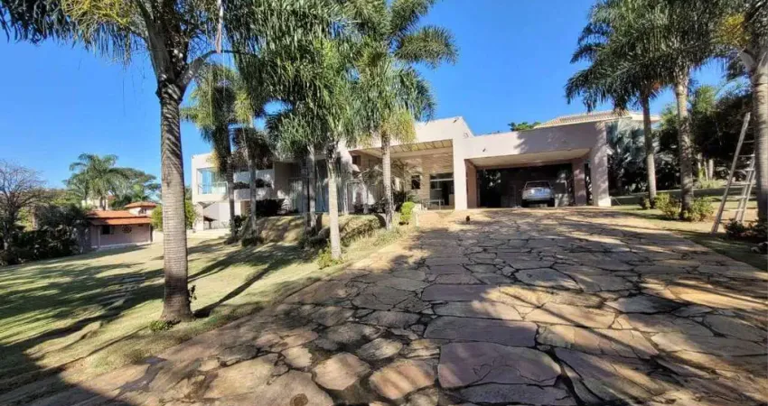 Casa com 5 quartos à venda na Avenida Dora Tomich Laender, Braúnas, Belo Horizonte