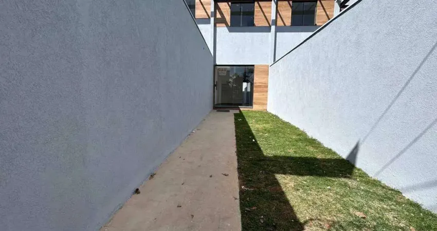 Casa com 2 quartos à venda na Rua Dora, Rio Branco, Belo Horizonte