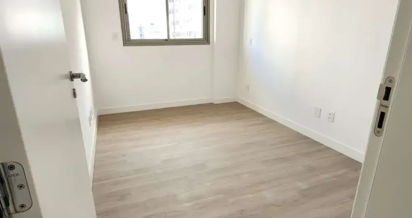 Apartamento com 3 quartos para alugar na Rua Germano Wendhausen, Centro, Florianópolis