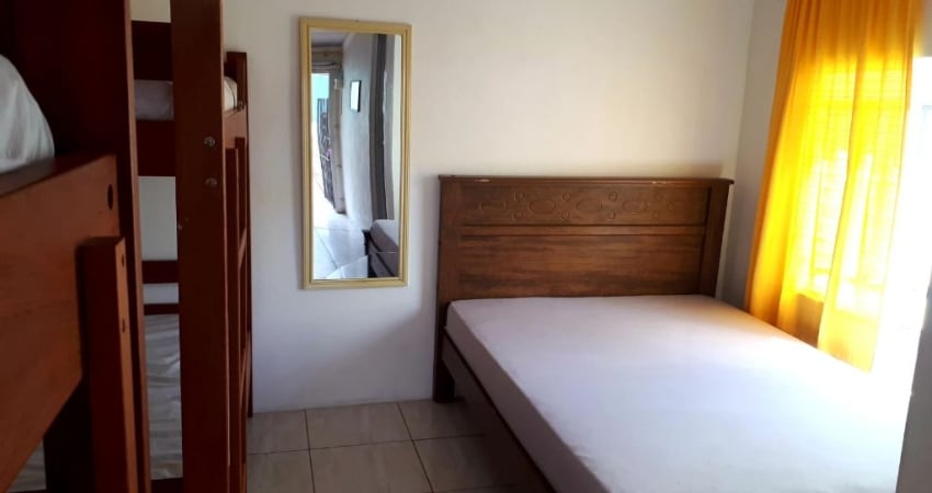 Flat para alugar no centro de Meia Praia (locação até out/25)