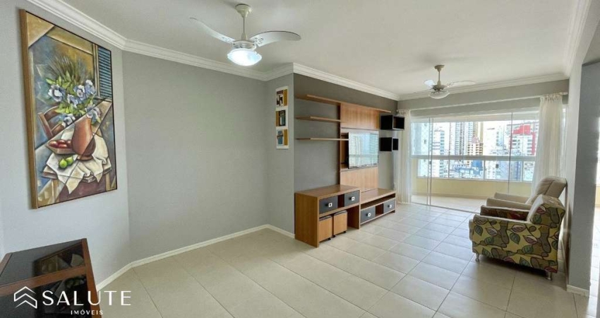 Apartamento com 3 quartos para alugar na Rua 1520, 300, Centro, Balneário Camboriú