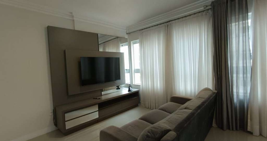 Apartamento com 3 quartos para alugar na Rua 906, 161, Centro, Balneário Camboriú