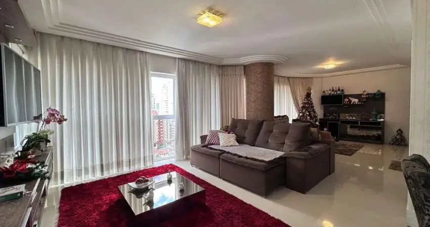 Apartamento com 3 quartos para alugar na Rua Miguel Matte, 442, Pioneiros, Balneário Camboriú